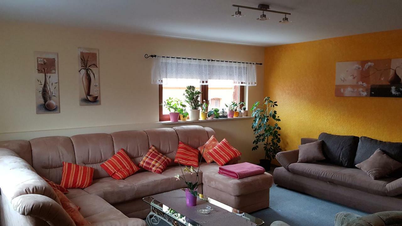 Ferienwohnung Giesa Jena Bagian luar foto